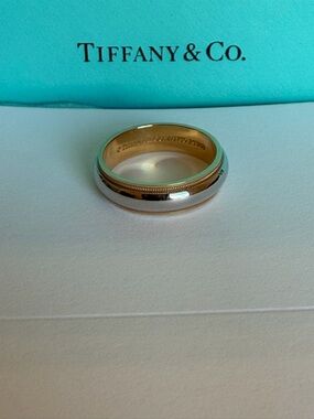 Tiffany & Co. Men’s band Ring Platinum and 18 K rose gold , 6 mm Wide